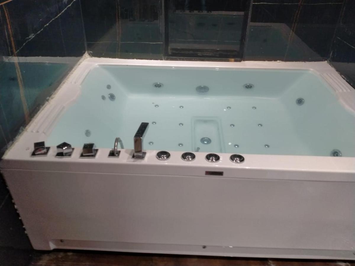 Hisār Hotel Pepper מראה חיצוני תמונה